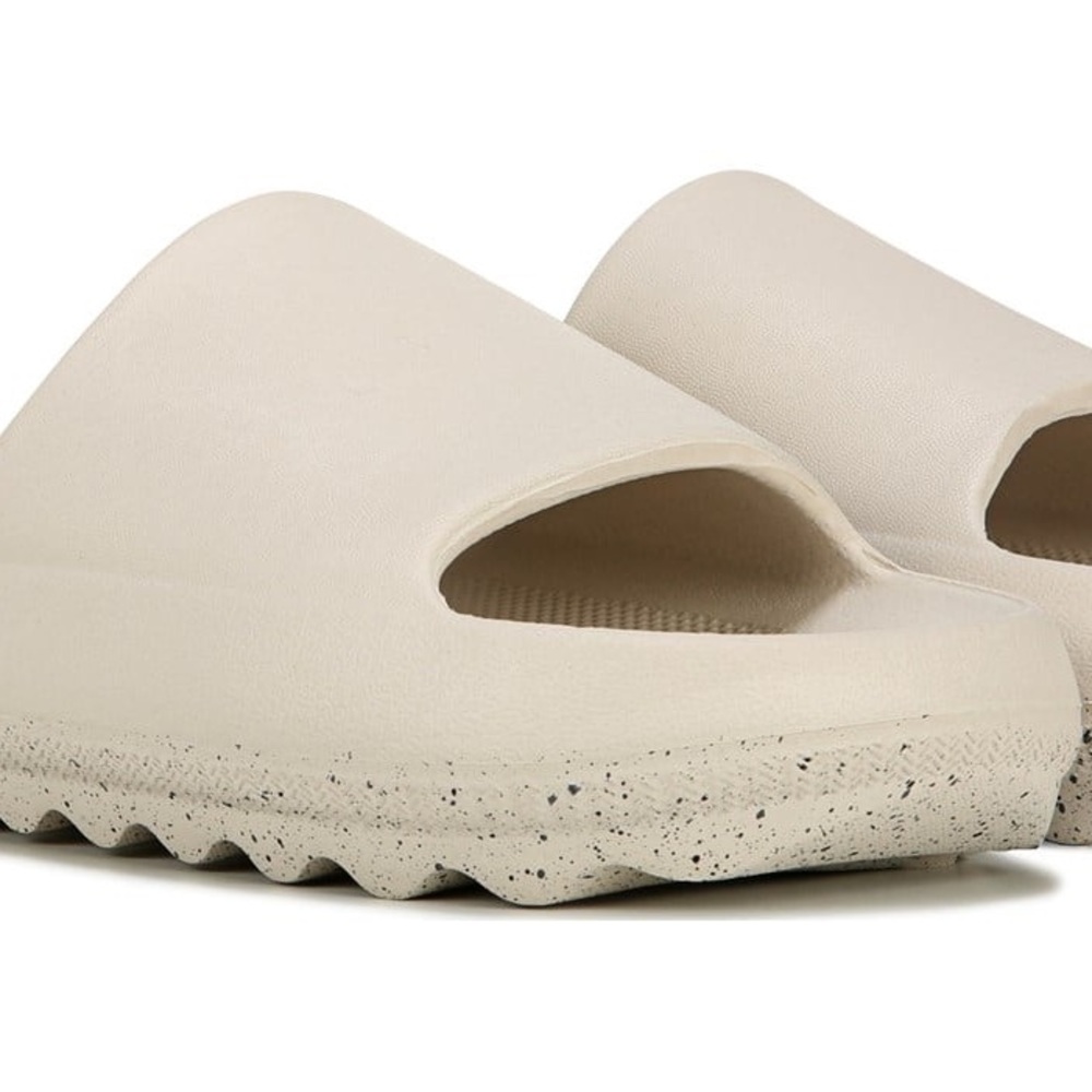 Women's Cool Planet by Steve Madden Cloudd Slide Sandal.